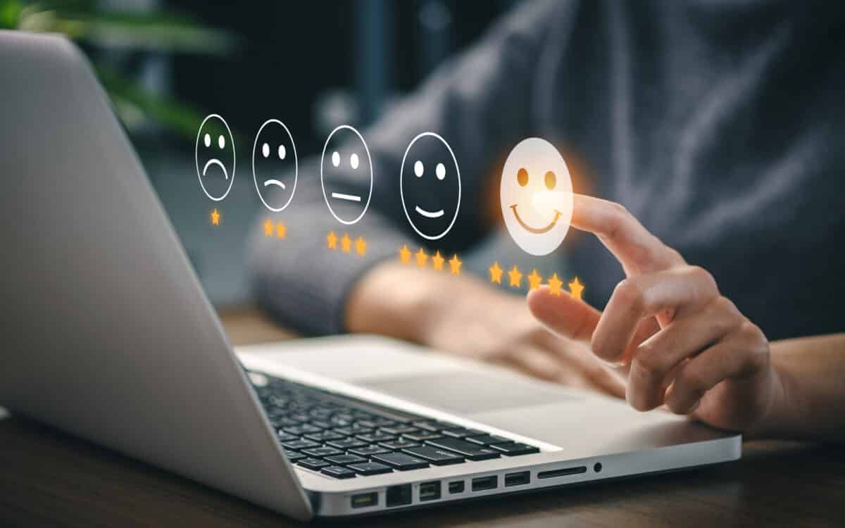 La webperf améliore l'Expérience Utilisateur et le SEO. On parle de SXO pour ces 2 domaines.